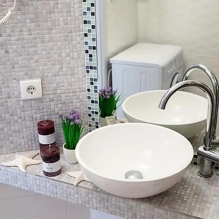 Chornovola Avenue * リヴィウ