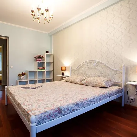 Apartment Chornovola Avenue