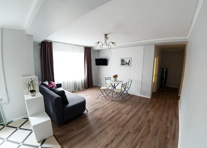 Апартаменты Chornovola Avenue *